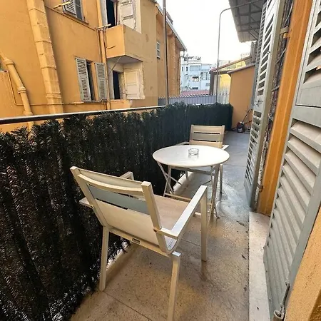 아파트 Joli 2 Pieces Bien Place Avec Clim A 300m De La Plage 니스