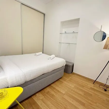Joli 2 Pieces Bien Place Avec Clim A 300m De La Plage Διαμέρισμα *